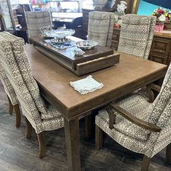 Vintage Drexel Extension Dining Table Set