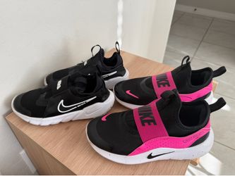 Nike girls shoes
