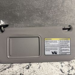 Toyota rav4 left sun visor