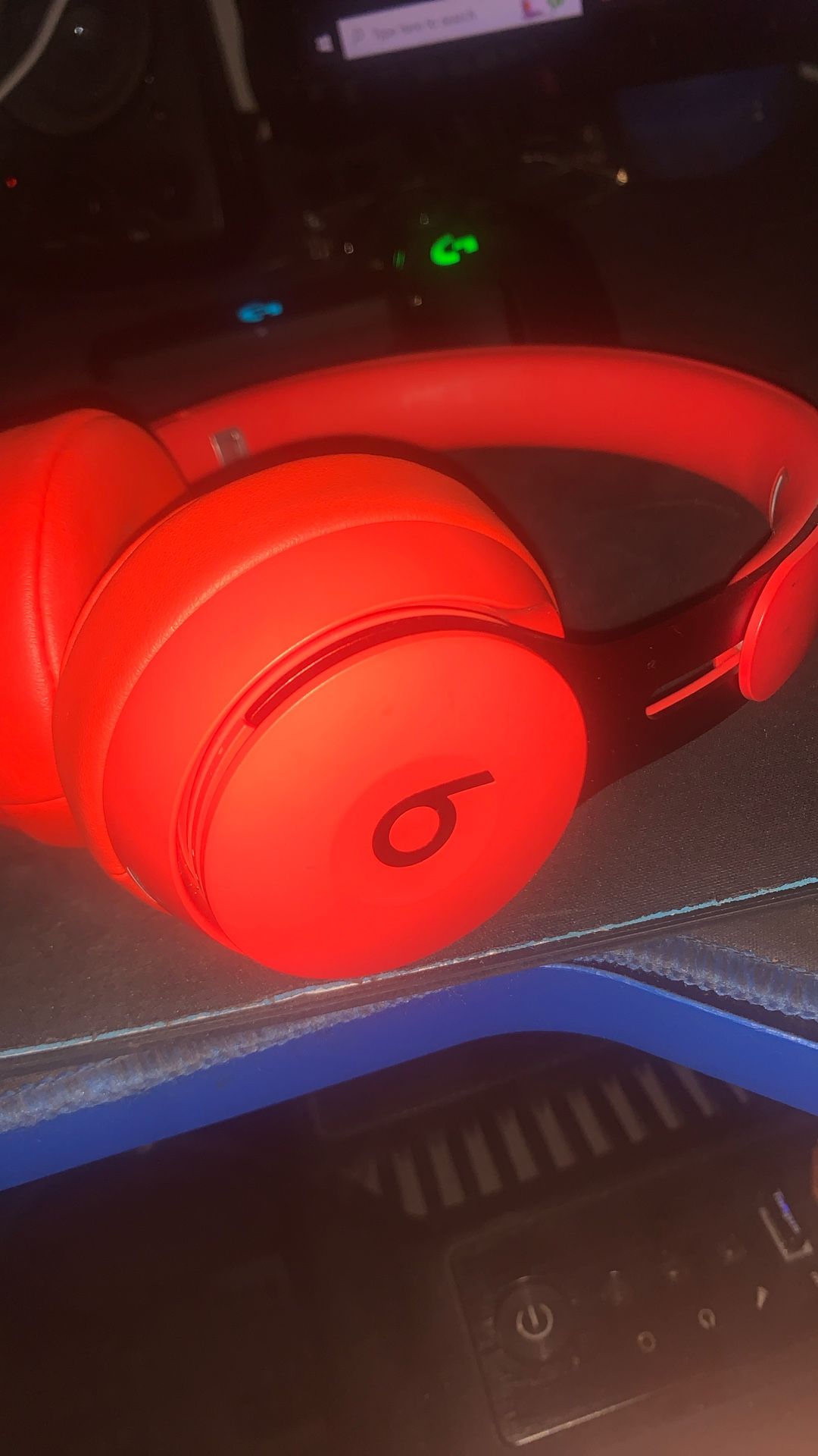 Beats Solo Pro