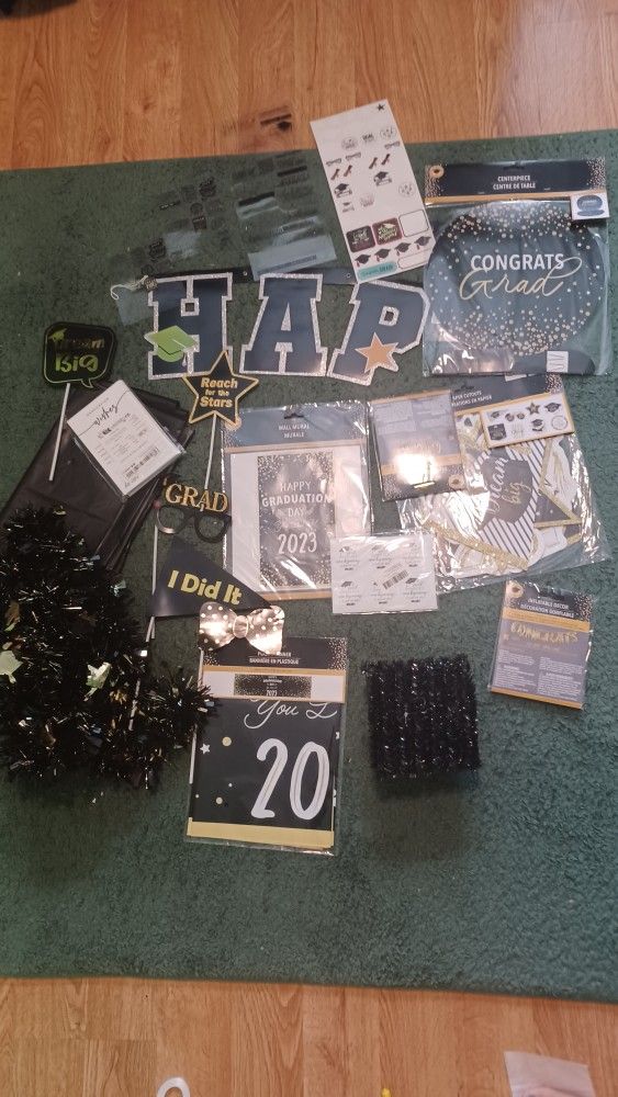Graduation Decorations 