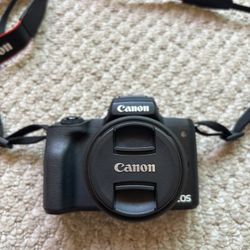 Canon EOS M50 Camera Bundle - Great Condition + Bag, Charger & 32GB SD