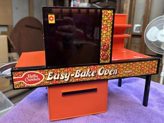Vintage 1970’s Easy Bake Oven- In Box, All Accessories and Cookbooks