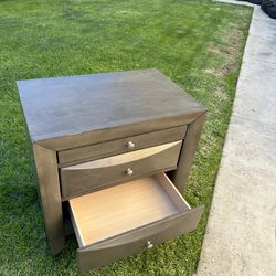 Bed side night stand