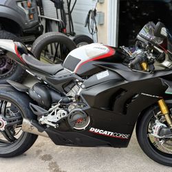 2021 Ducati V4SP