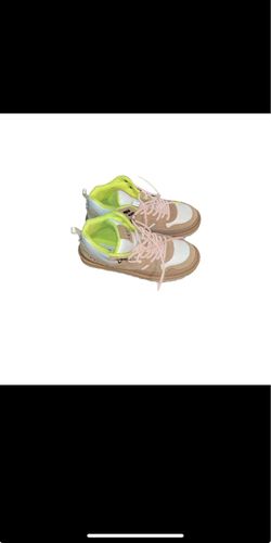 Brand NEW Highland Hi Heritage Suede Boots Size 7 Chestnut Sheepskin Sneaker Ugg