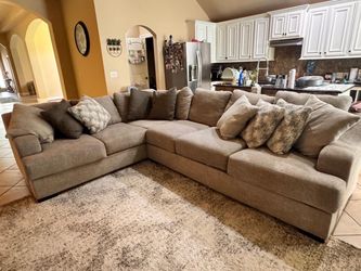 Sectional sofa set
