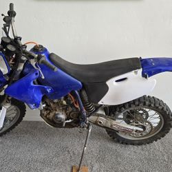 2001 Yamaha YZ400FL1