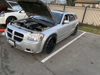 2005 Dodge Magnum
