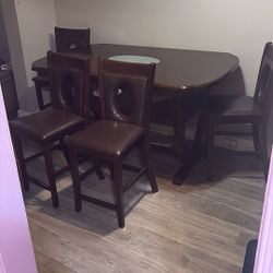 Table Sit 
