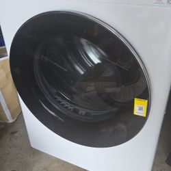 LG 24″ washer and dryer new in box