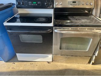 Electric flat surface stove