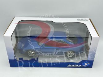 BMW 850 (E31) CSI 1990 1:18 Solido Vermelho - 19 anos! Loja on-line de