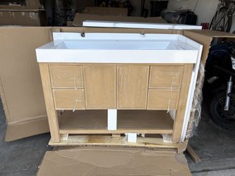 Bathroom Vanity/sink