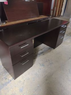 Desk with drawers and lock