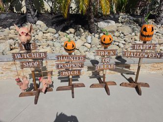 Vintage looking Halloween signs