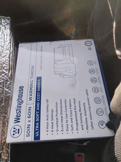 Westinghouse 50-in x 60-in warming throw soft and cozy Sherpa