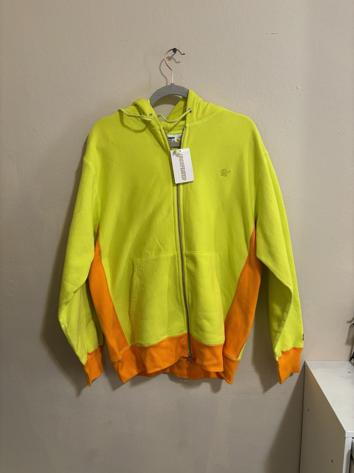 New Large Undefeated 2 -Tone Zip Hoodie