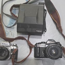 3 Camera Nikon & Polaroid 
