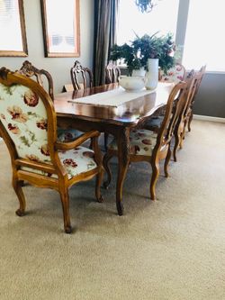 Formal dining set by CENTURY of North Carolina