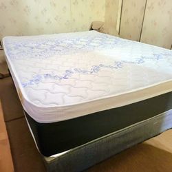 NEW QUEEN-SIZE PILLOW TOP MATTRESS AND BOX SPRING