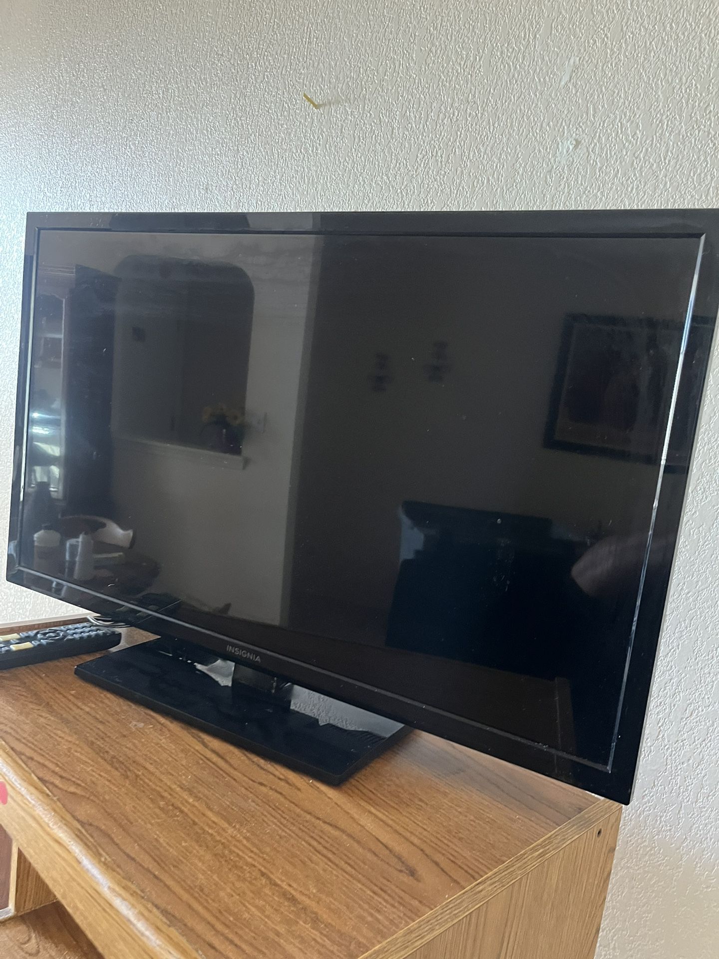 LED 32” TV