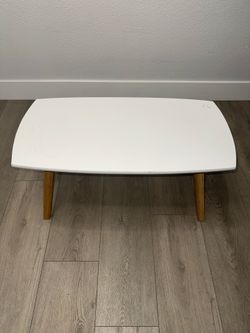 White wooden table