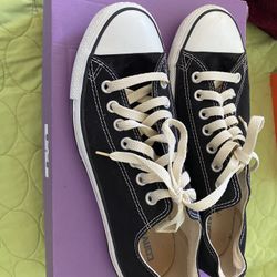 Tennis Shoes