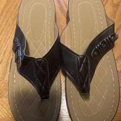 SANDALS BRAND NEW 