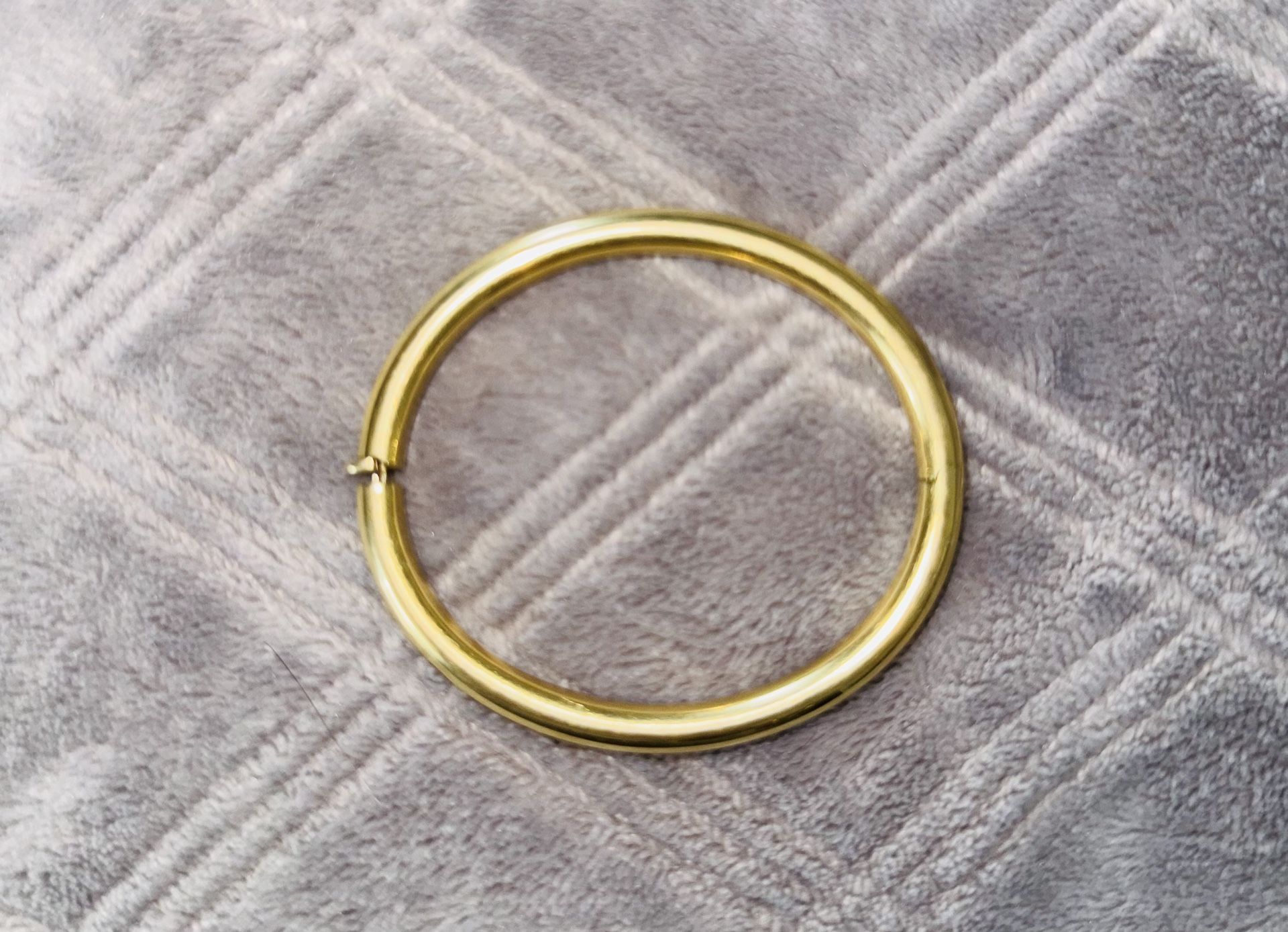 Bangle Bracelet 14 k Italian Gold
