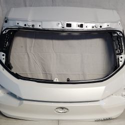 Lexus UX250h Rear Tailgate Liftgate 2023-2024