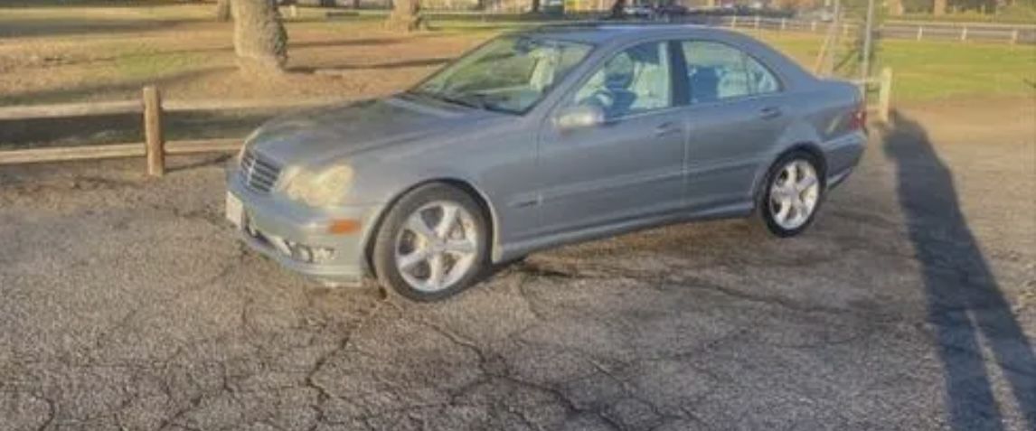 2005 Mercedes-Benz C-Class