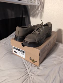 Brookline 6 Eye Olive