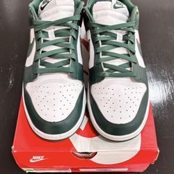 Used Nike Dunk Low Michigan State