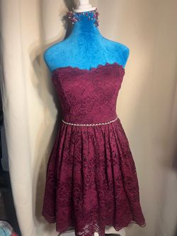 Lace strapless dress sz7
