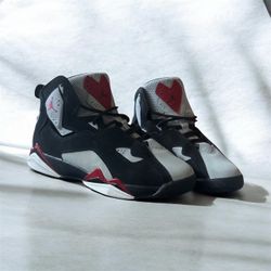 6Y Jordan Kids' Black/Grey/Red High-Top Basketball Sneakers