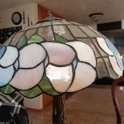 Tiffany Style Lamp