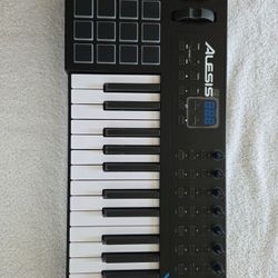 Alesis V25 MKII Beat Machine 