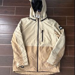 NEW WITH TAG QUIKSILVER SNOW JACKET