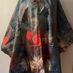 Beautiful Flora Inspired Poncho   New