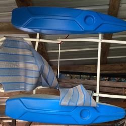 Floating Lounge Chair