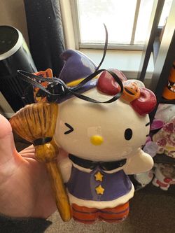 Hello Kitty Halloween Witch Ceramic