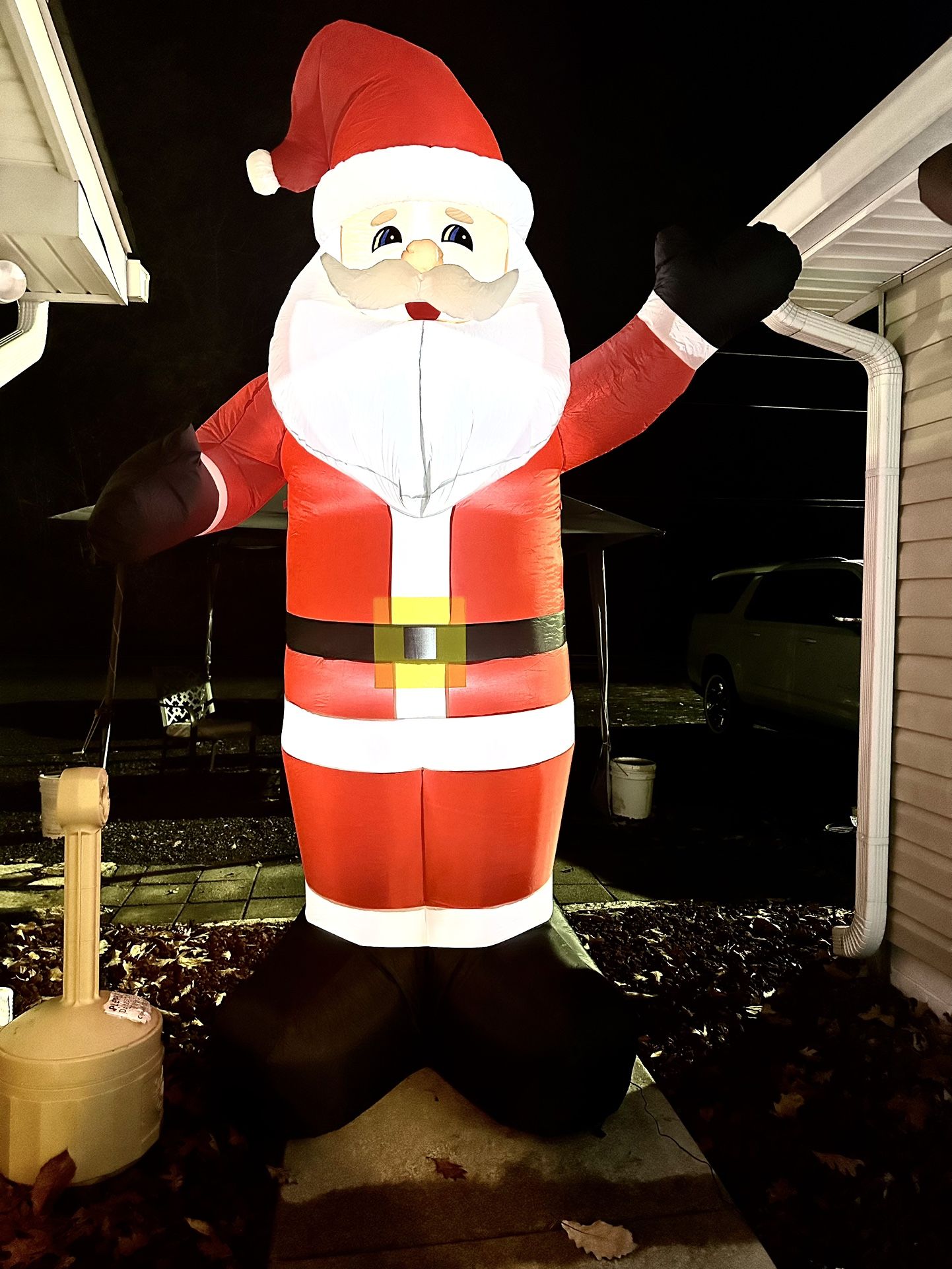 New 10 Ft Christmas Santa Inflatable Holiday Decor With LED Lights For Indoor/ Outdoor