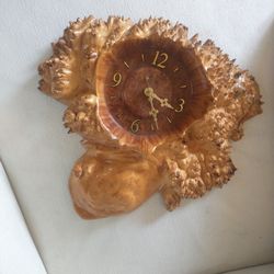 RARE WOODEN CLOCK VINTAGE 