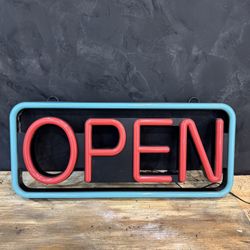 OPEN - NEON SIGN 