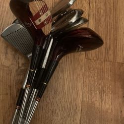Jackie Pung Tournament Model Golf Clubs