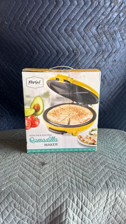 Quesadilla maker