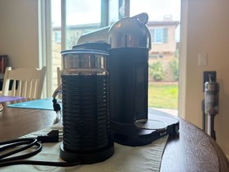 Nespresso Vertuo by Breville with Aeroccino Frother