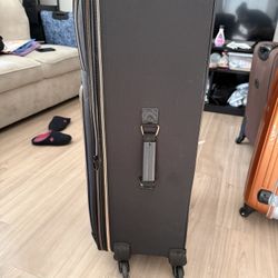 Maleta 32 Kg Seminueva 