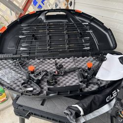 Compound Bow